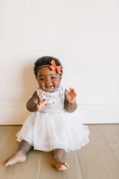 Copper Pearl Scarlet Fashion Trimmed Bib Set